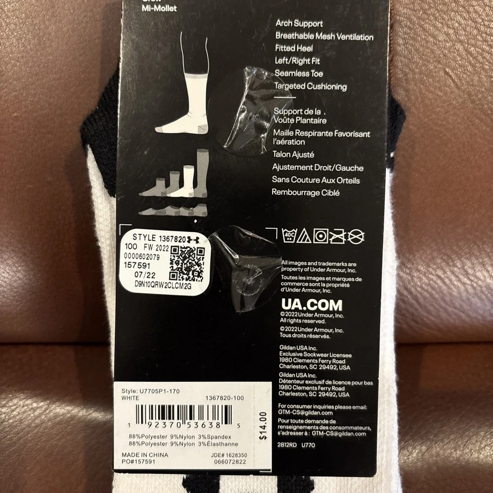 Under Armour Team Crew Socks White Mens Sz 8.5-13 Women 10-14